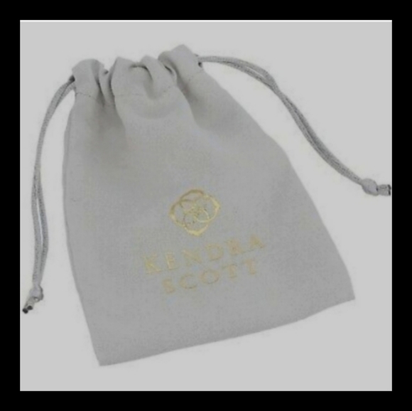 New Kendra Scott Vivian Necklaces in Rose Gold/Silver 🤍💛 - Picture 8 of 8